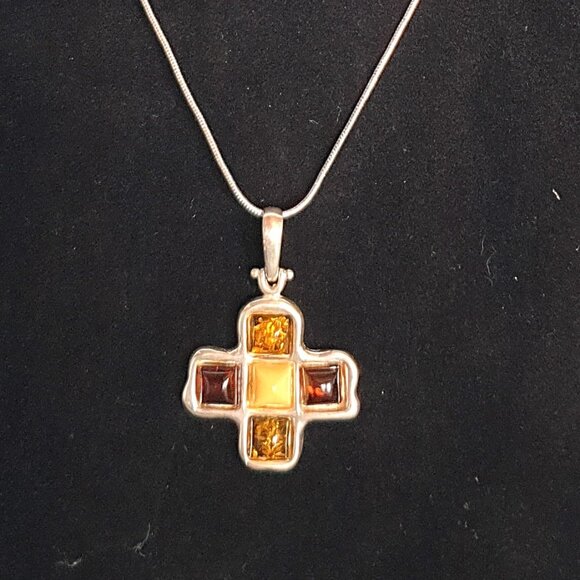 Vintage 1.5’’ Mosaic Baltic Amber Sterling Silver Cross Pendant Necklace - Picture 1 of 11